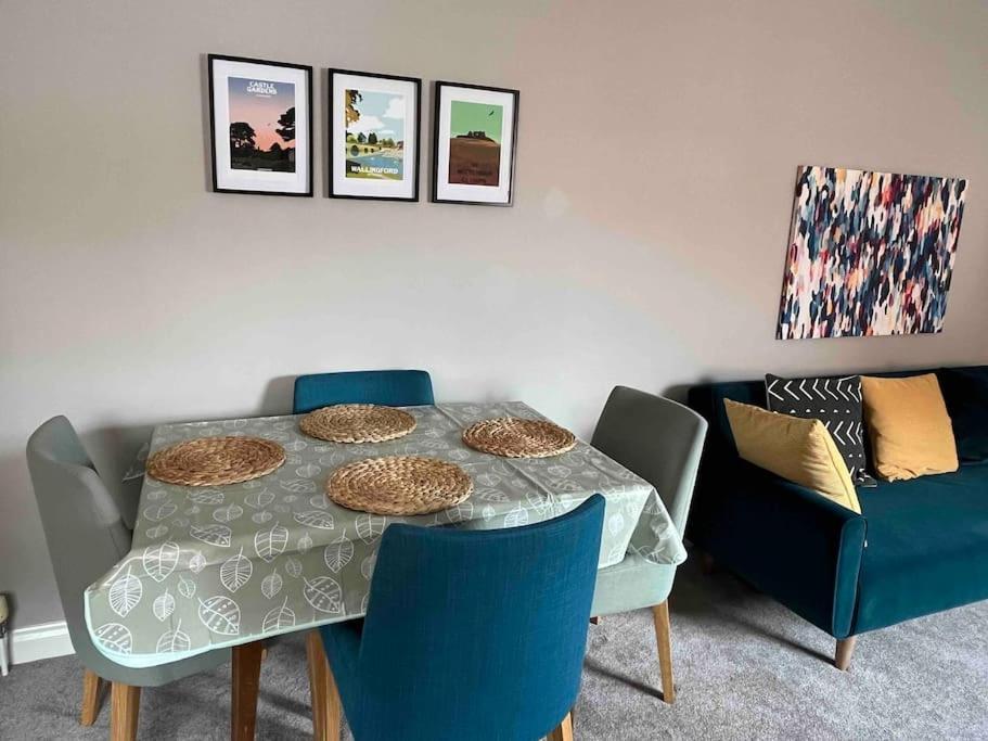 Town Centre Apartment With Parking Wallingford Esterno foto